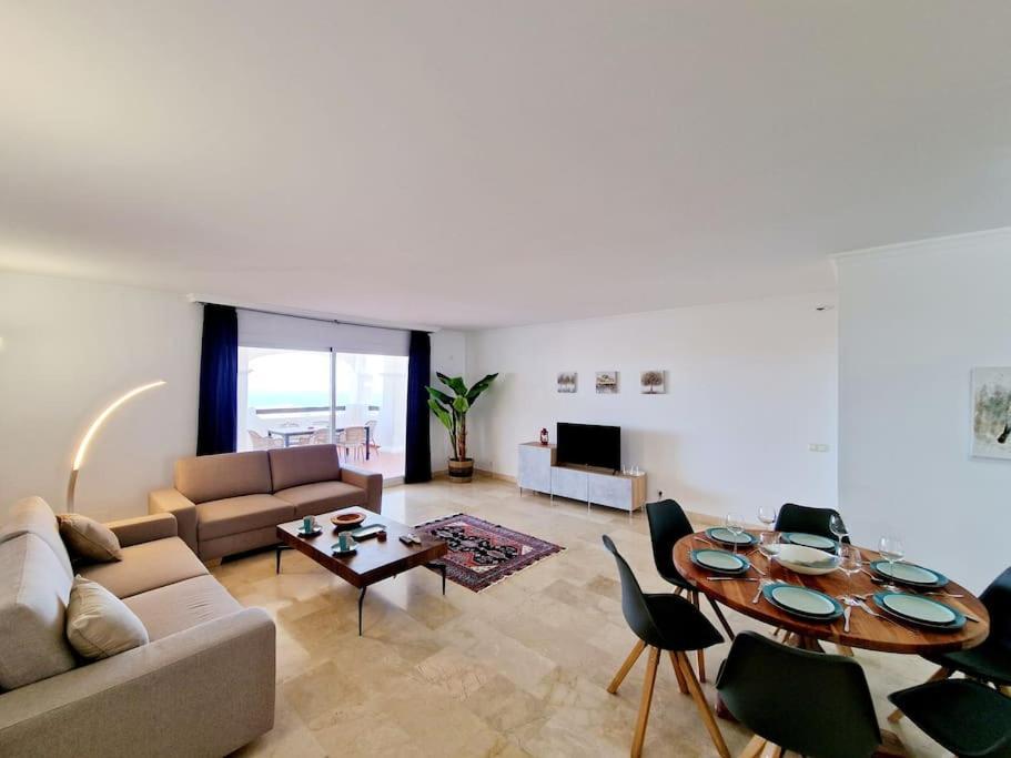Palmeras Seaviews Apartment Mijas