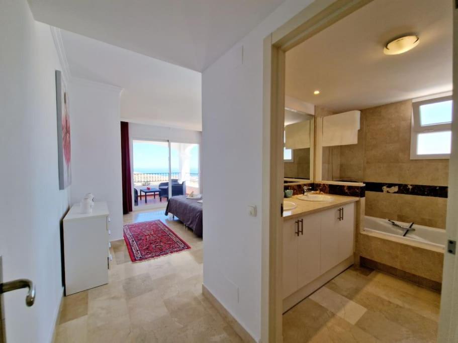 Apartment Palmeras Seaviews *