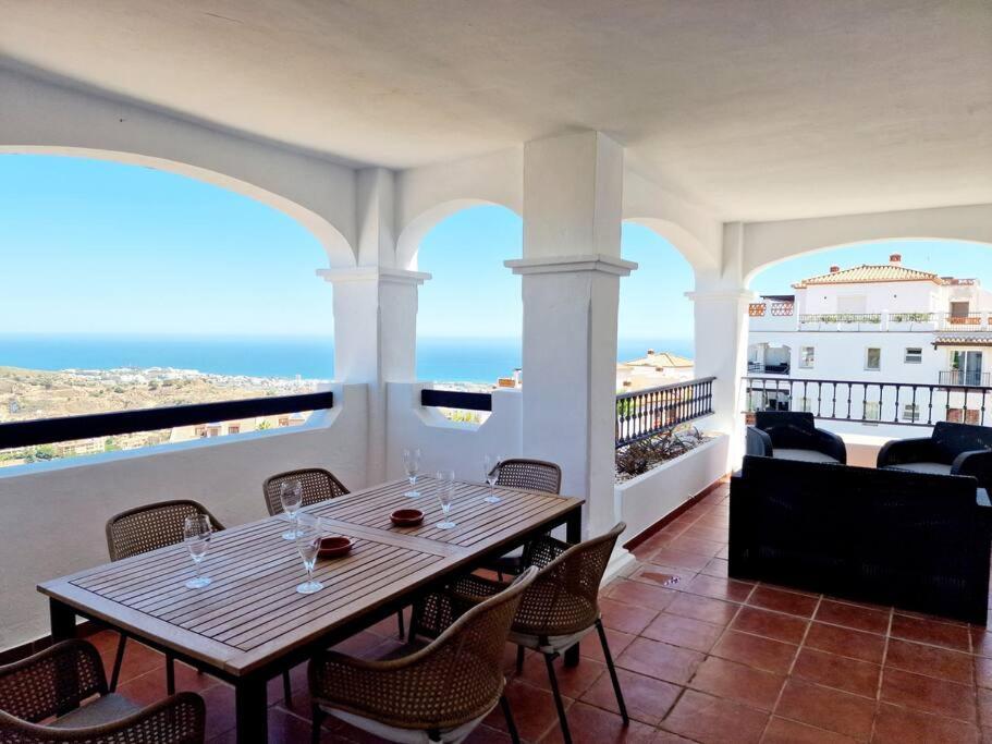 Palmeras Seaviews Apartment Mijas