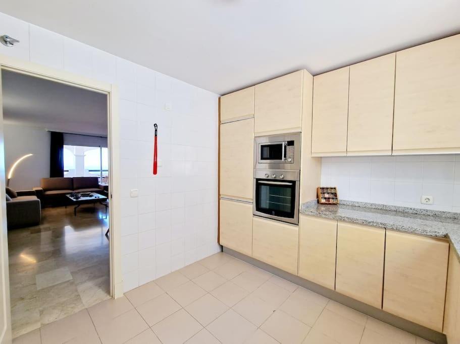 Palmeras Seaviews Apartment *